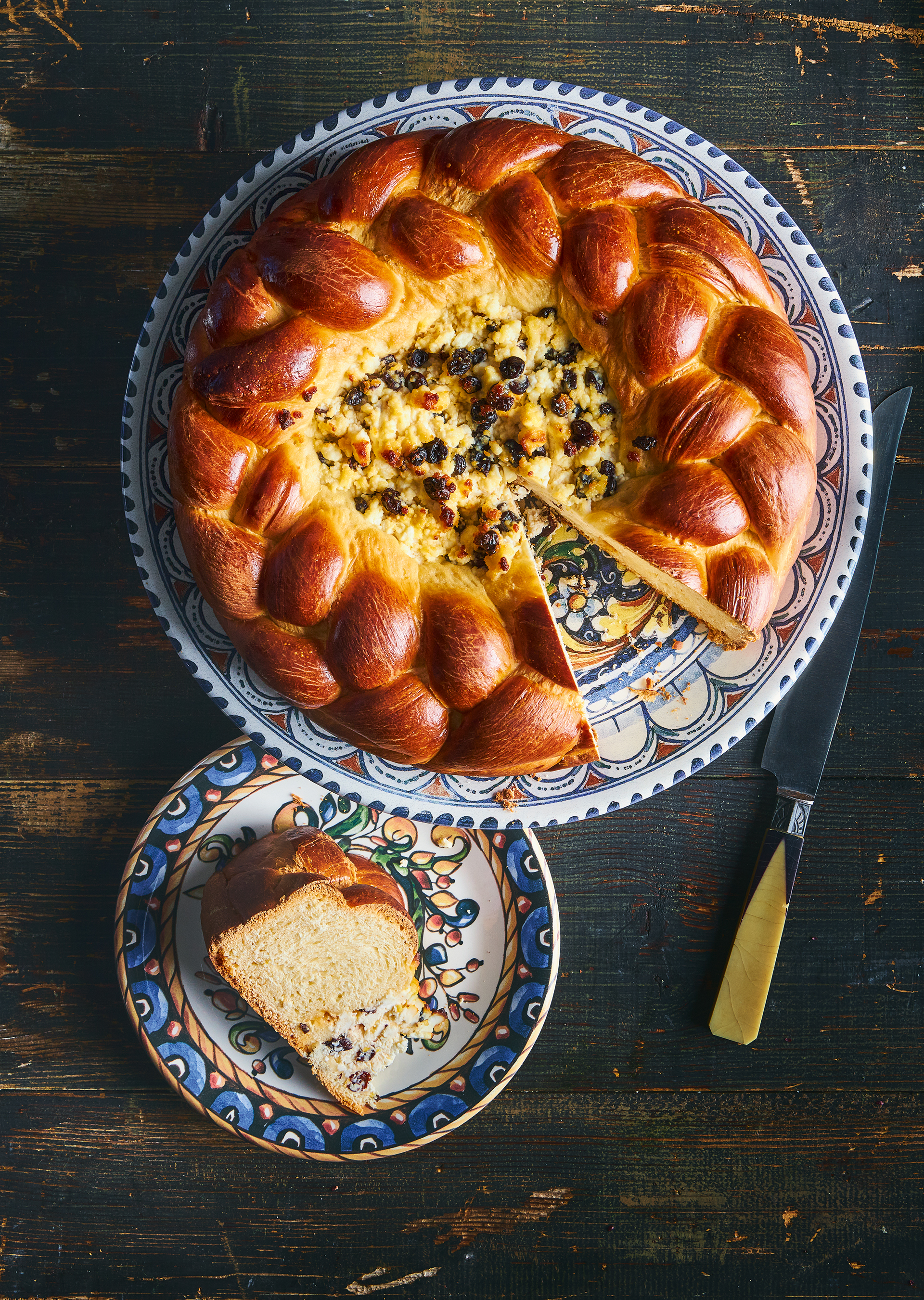 Το τσουρέκι μας φέτος θα έχει και ανθότυρο-1