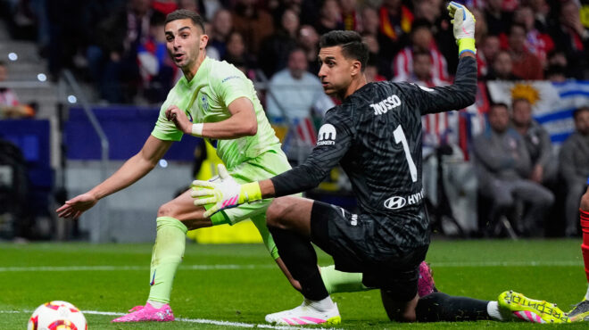 φεράν-τόρες-το-υπερόπλο-στον-πάγκο-του-563548966