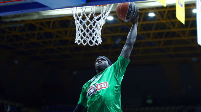 παναθηναϊκός-το-ποτήρι-της-σαμπάνια-563574604