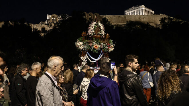 εδώ-δεν-είναι-φολκλόρ-ο-επιτάφιος-η-α-563572273