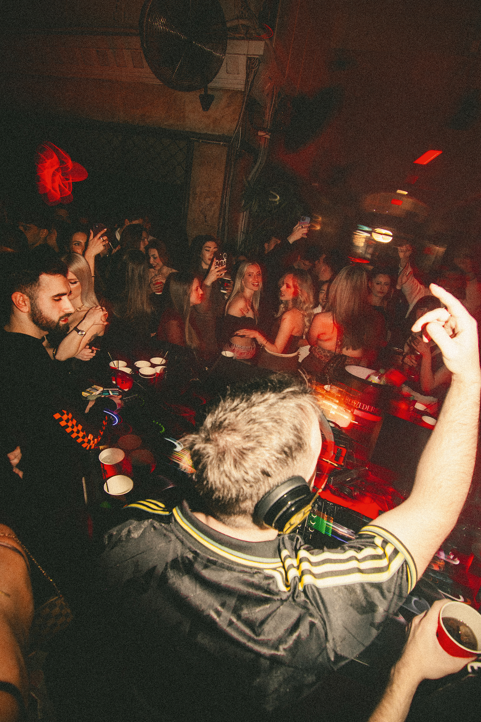 Πάρτι στις στοές της Αθήνας-2