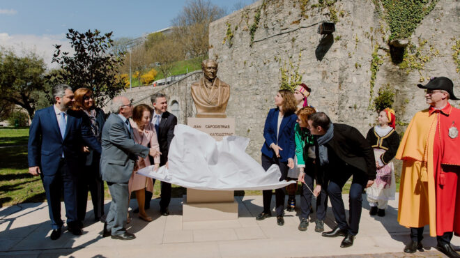 διπλή-γιορτή-εθνικής-ανάτασης-για-του-563551759