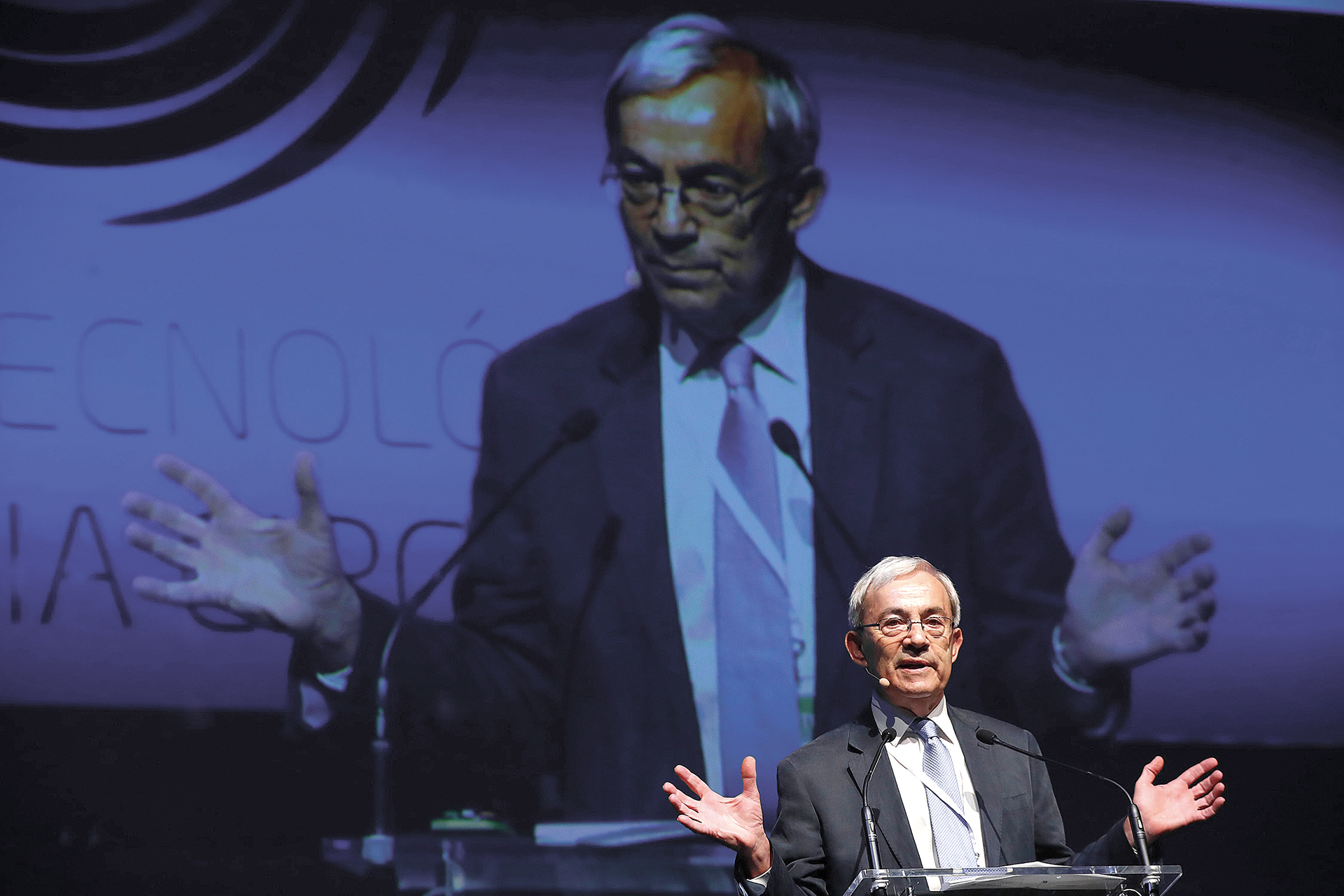 Διαβάστε στην «Καθημερινή της Κυριακής»-3