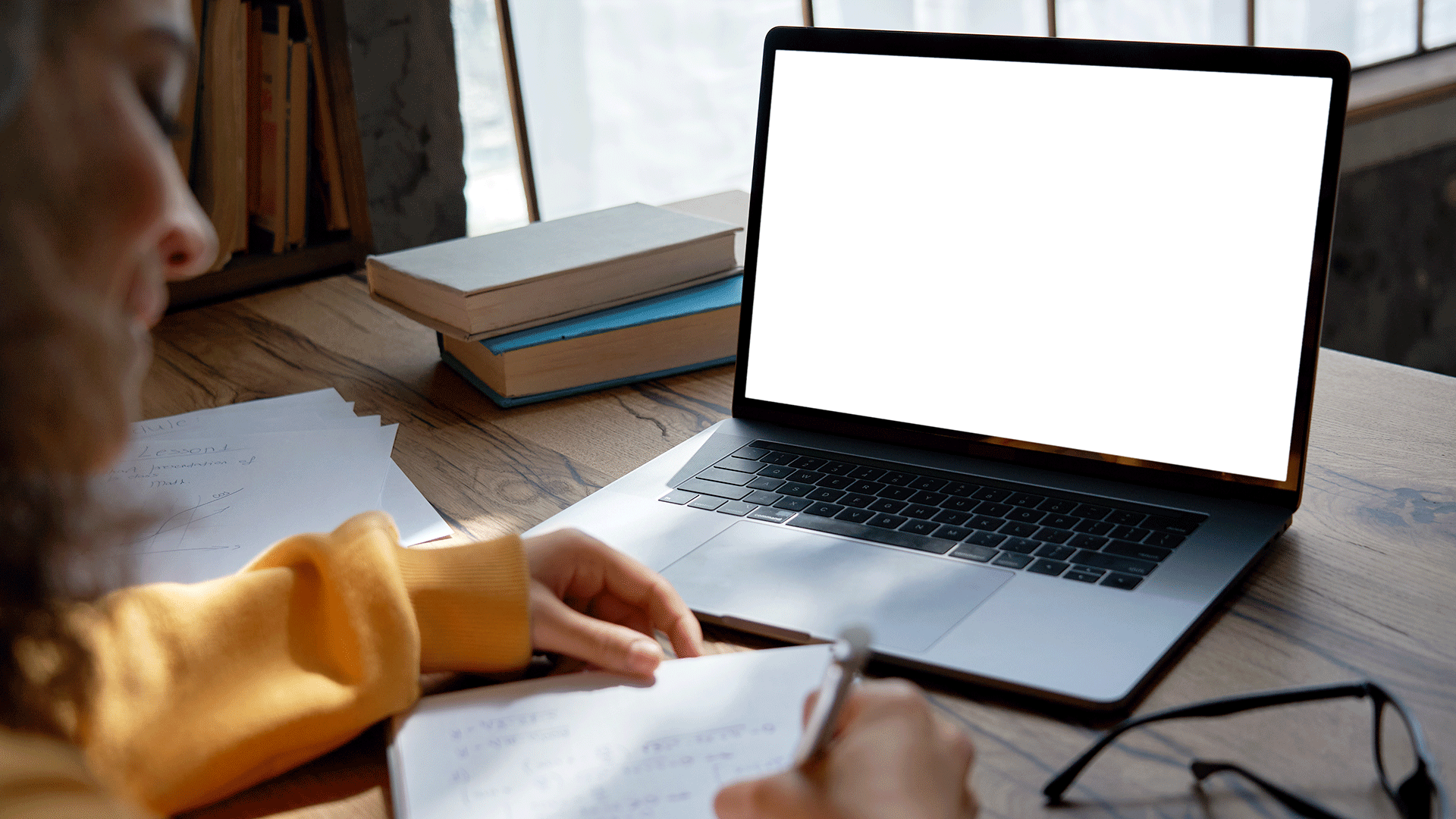 τρέχουν-15-προγράμματα-απασχόλησης-γ-563572705