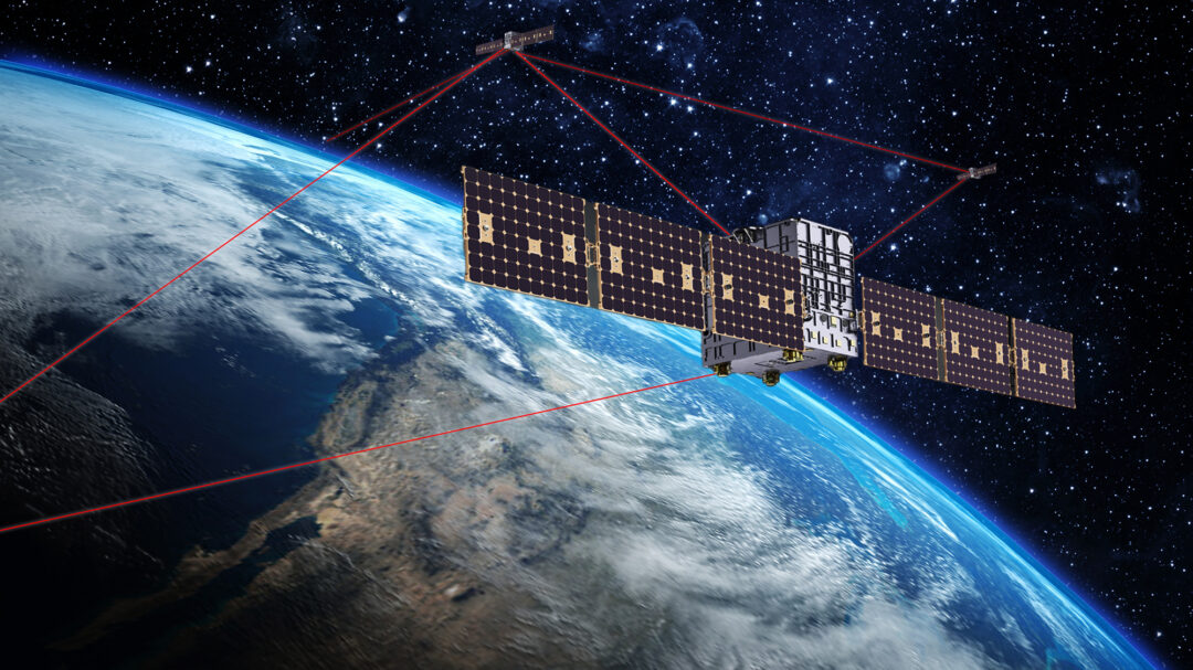 ελληνικό-σμήνος-στο-διάστημα-563560996