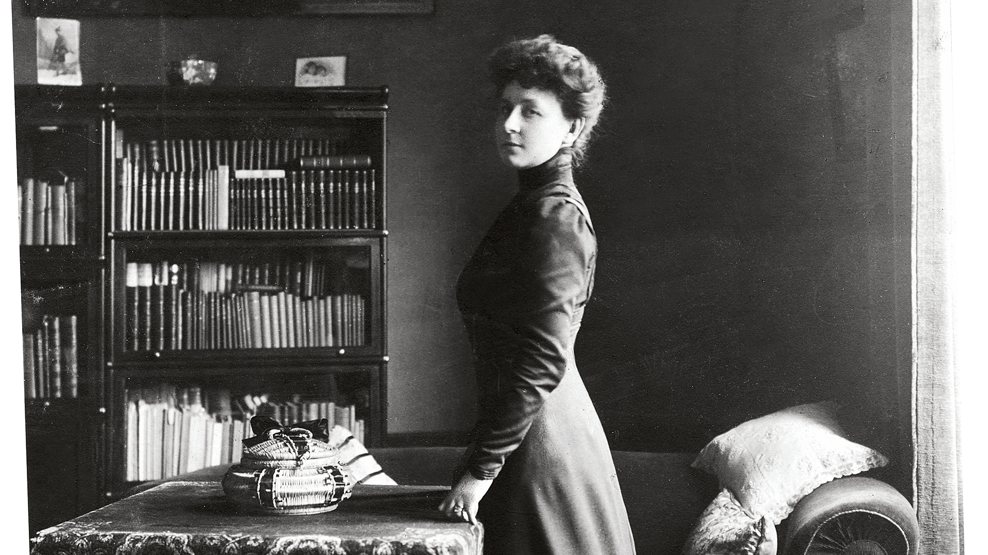 πηνελόπη-δέλτα-παιδαγωγός-γενεών-563570140