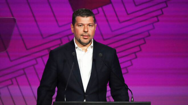 ανανέωση-της-θητείας-στάσση-στη-δεη-563569105