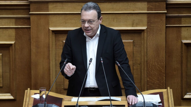 φάμελλος-επικίνδυνα-τα-πρωταπριλιάτ-563542456