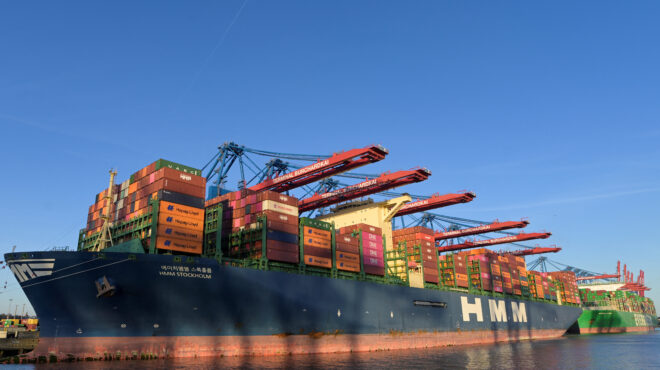 η-ε-ε-αντιμέτωπη-με-τον-σεισμό-τραμπ-563548276