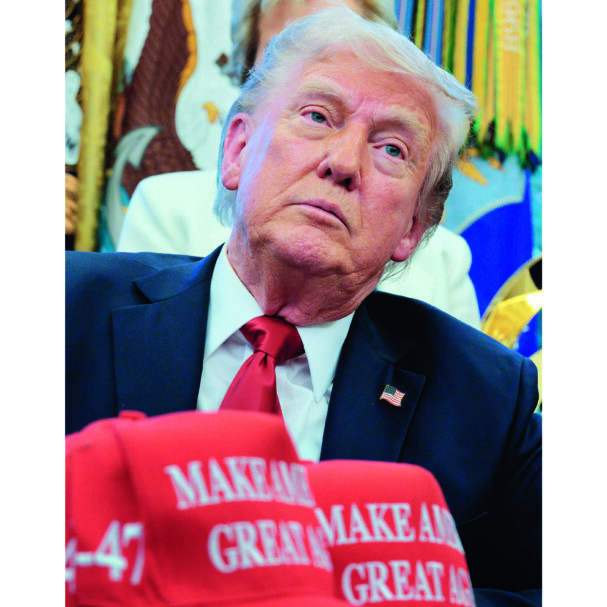 ποιος-ντόναλντ-θα-είναι-ο-τραμπ-αύριο-563583499