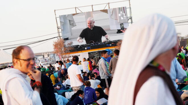 πιατσόλα-ελβις-και-μπετόβεν-563580946