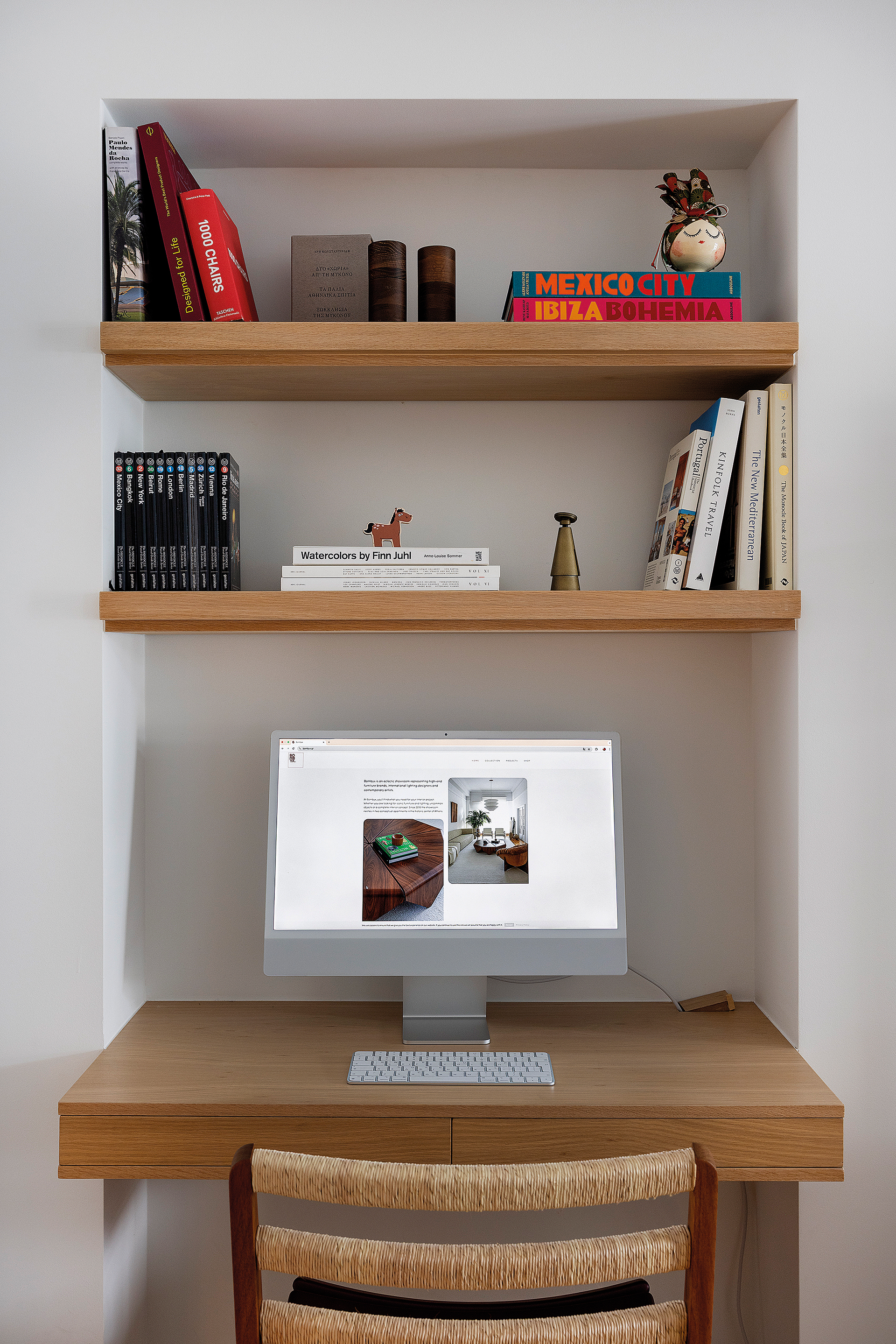 Ενα σπίτι όλο τάξη στο Παγκράτι-1