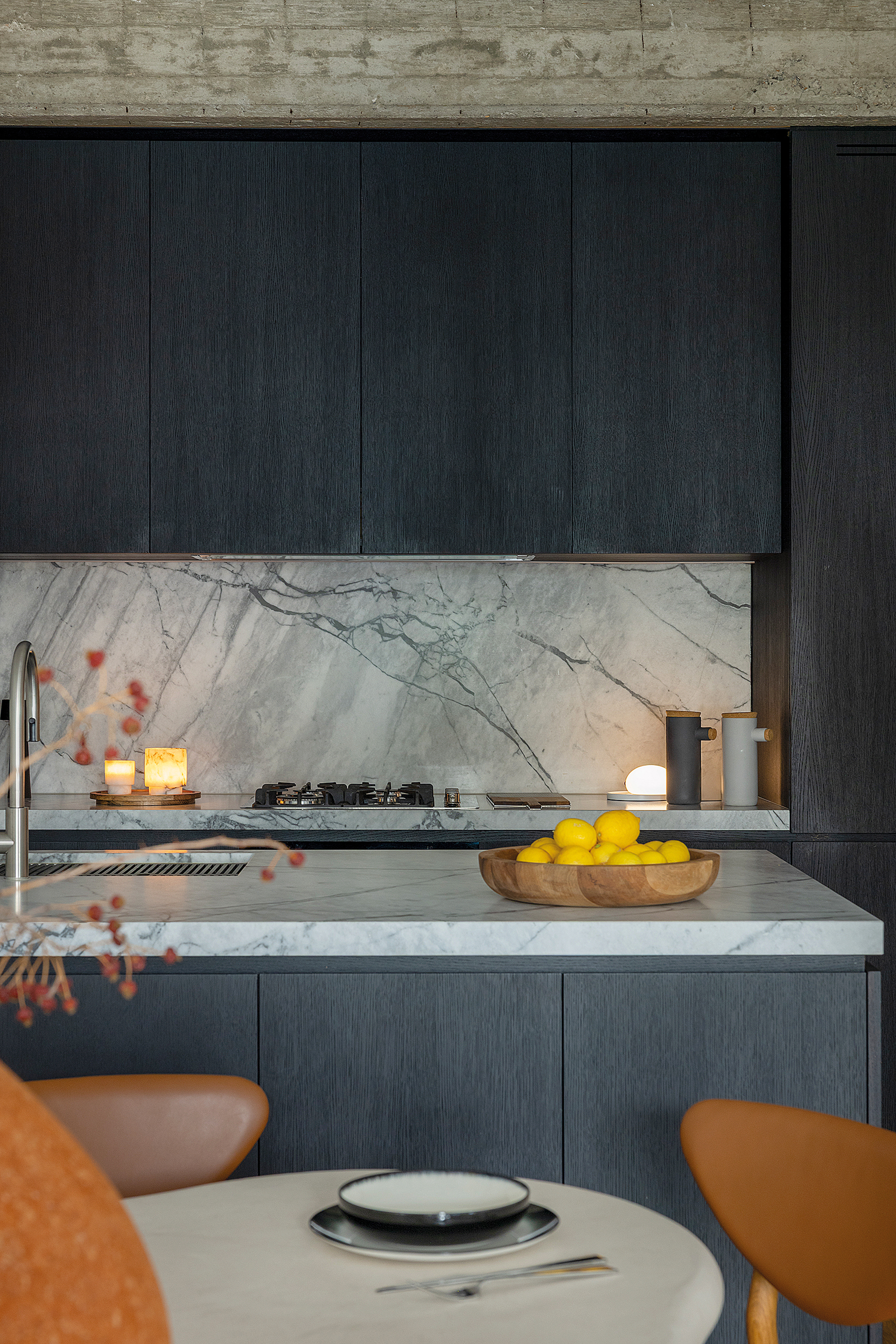 Ενα σπίτι όλο τάξη στο Παγκράτι-6