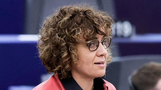 εντός-και-εκτός-η-ντολόρς-μοντσεράτ-το-563579899