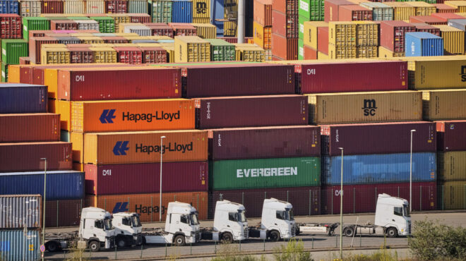 δασμοί-τραμπ-τα-δύο-στρατόπεδα-στην-ε-ε-563552953