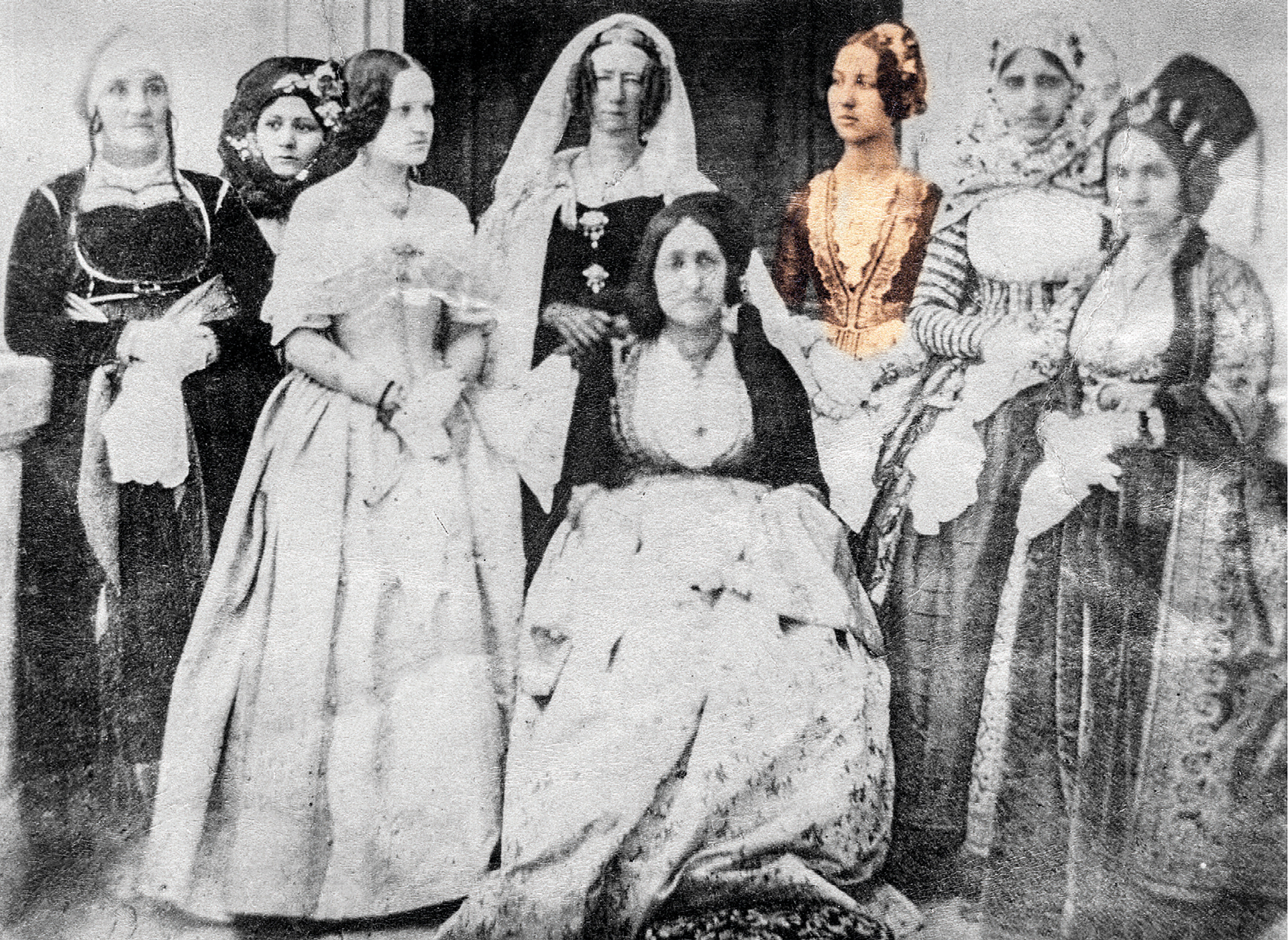 Φωτεινή Μαυρομιχάλη – Η νεράιδα εγγονή του Πετρόμπεη-7