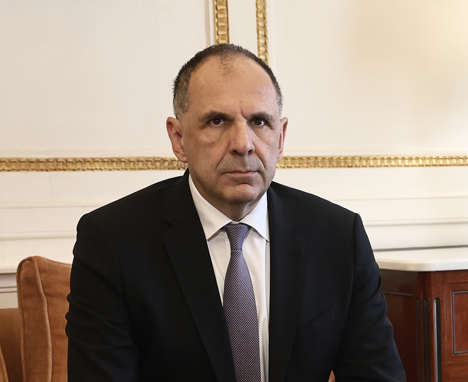 Εντός και Εκτός: Μπιμπίλας για υπουργός Πολιτισμού-1