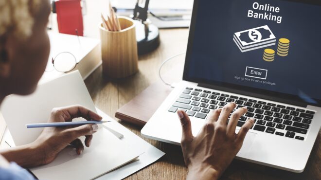 διαδικτυακές-απάτες-και-δικαστικές-α-563582359