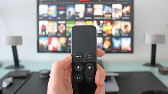 δύο-μέτρα-και-δύο-σταθμά-για-τα-συνδρομ-563551405