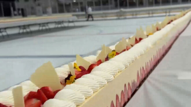 ρεκόρ-γκίνες-για-τη-μεγαλύτερη-τούρτα-563577169