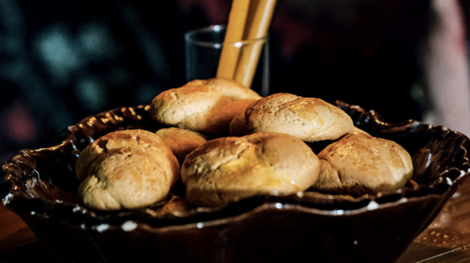 γαλοκούλουρα-πασχαλινά-κουλουράκια-563562763