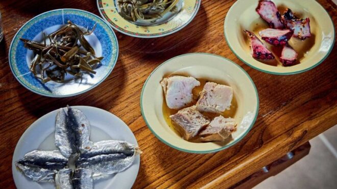 γαύρος-μαρινάτος-αγιορείτικος-563556604