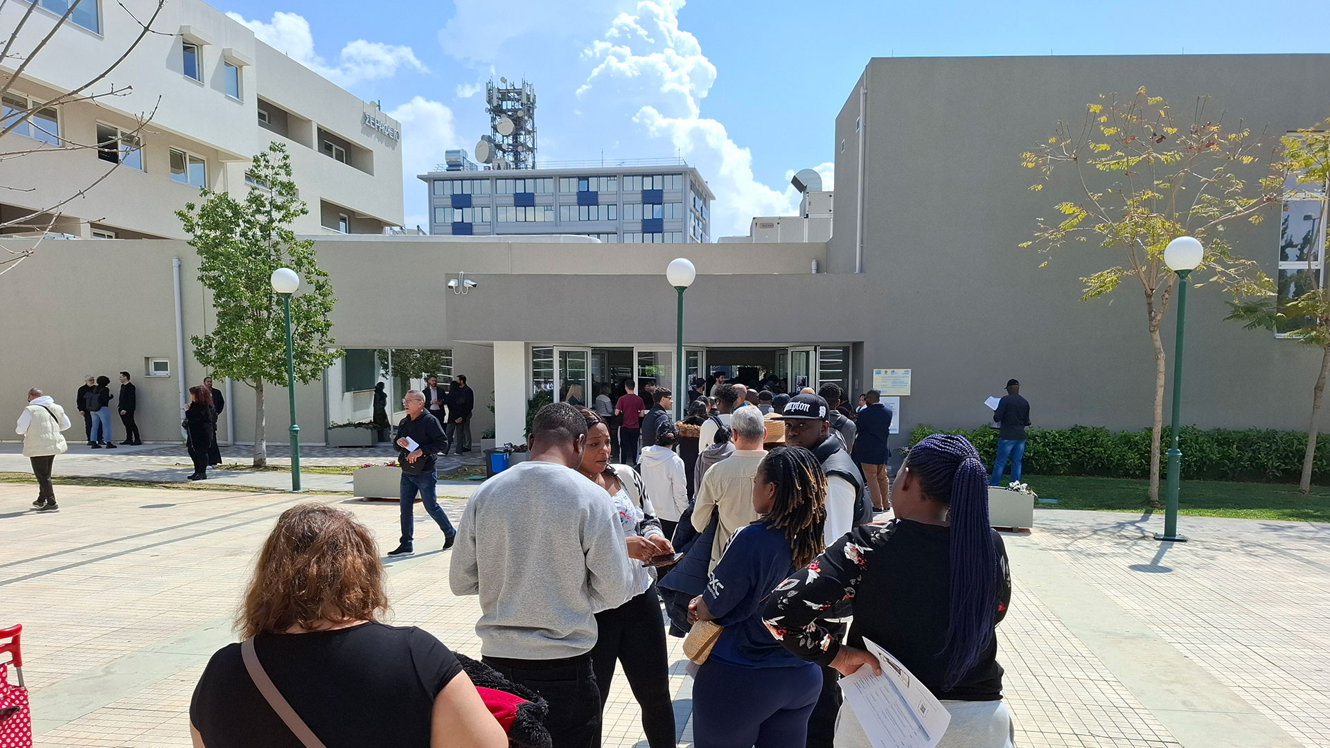 «Η ζωή στην Ελλάδα είναι ωραία, αλλά όχι εύκολη. Θα προσπαθήσω»-1