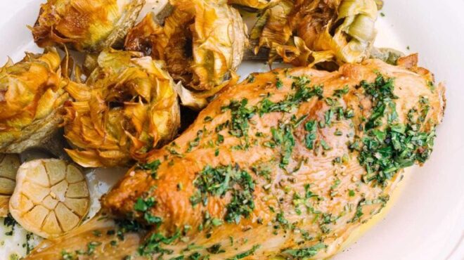 κατσικίσιο-μπούτι-στον-φούρνο-με-τραγ-563573203