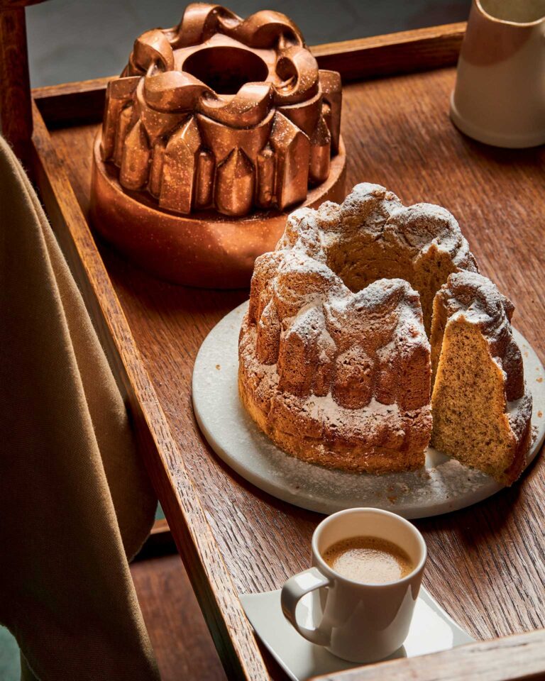 κέικ-με-τσάι-και-τζίντζερ-563582812