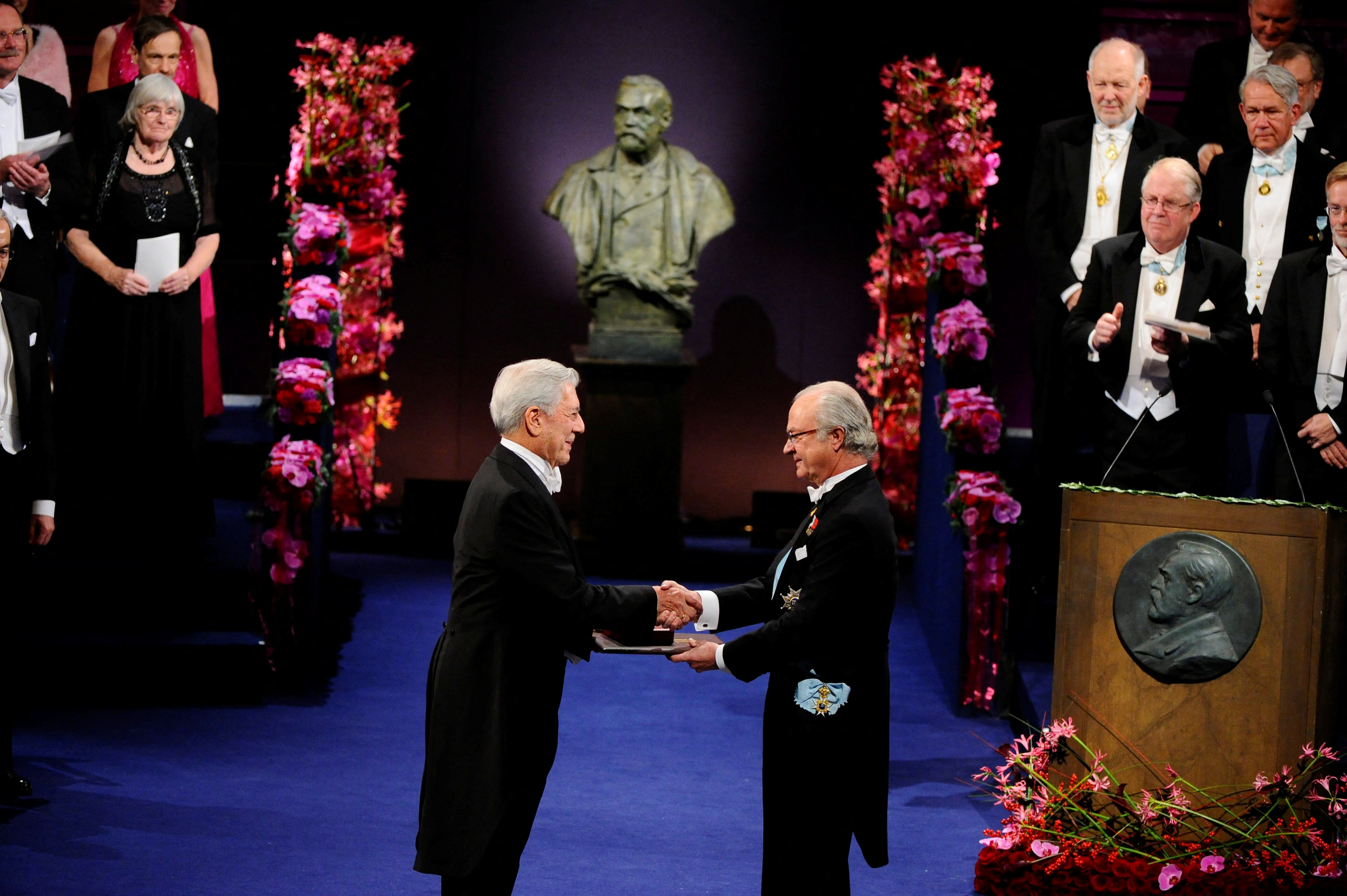 Πέθανε ο νομπελίστας συγγραφέας Μάριο Βάργκας Λιόσα-2