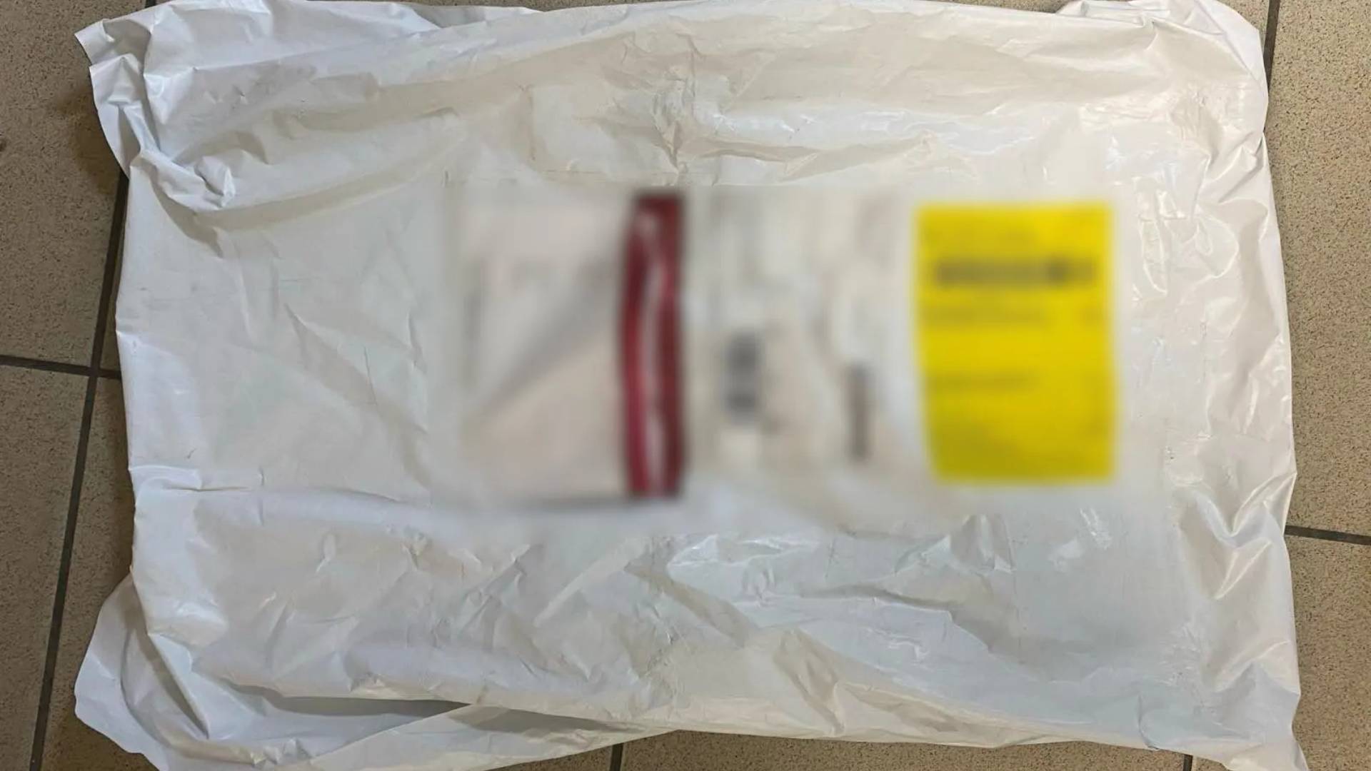 Θεσσαλονίκη: Συνελήφθη μέλος εγκληματικής ομάδας που εισήγαγε κάννναβη μέσω ταχυδρομείου-1