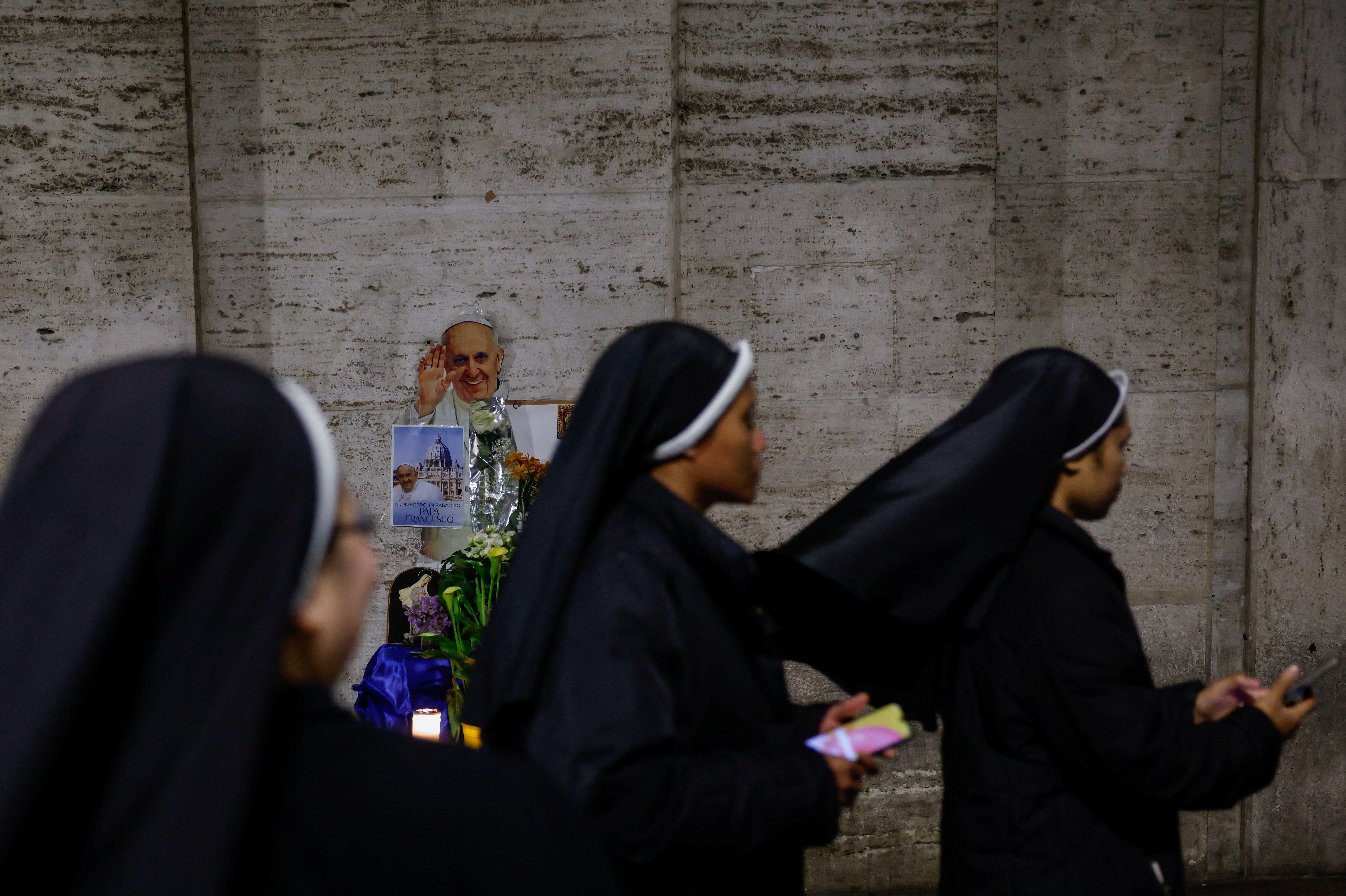 Το Βατικανό ετοιμάζεται για την κηδεία του Πάπα Φραγκίσκου-14