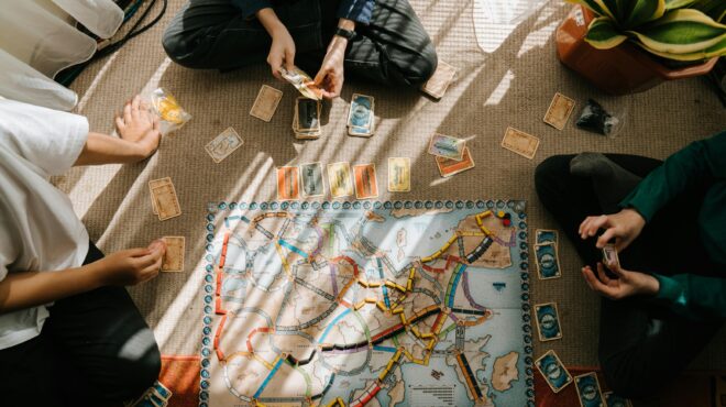 τα-καλύτερα-επιτραπέζια-παιχνίδια-γι-563548678