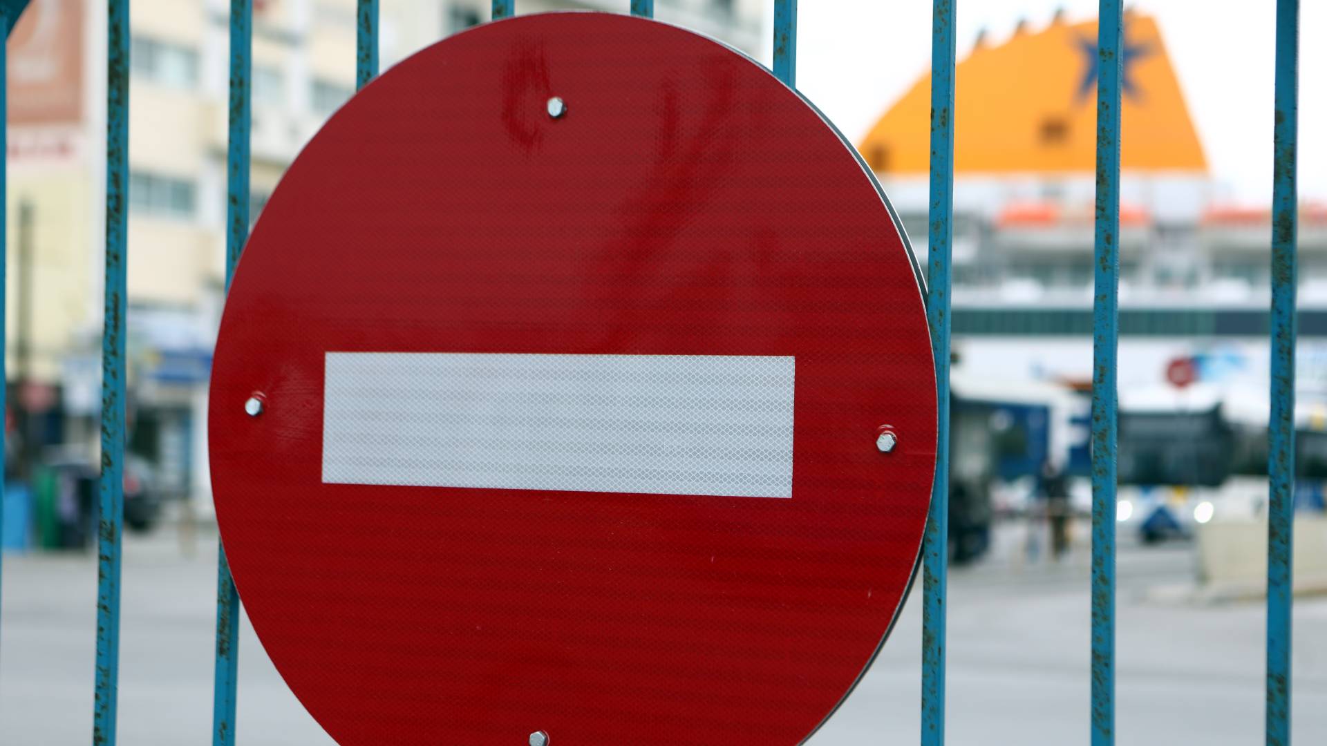 Πρωτομαγιά: 24ωρη απεργία στο τραμ και στα λιμάνια – Στάσεις εργασίας στα άλλα μέσα μεταφοράς-2