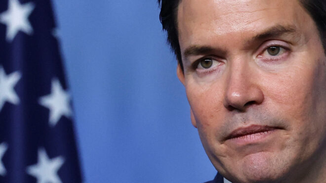 ρούμπιο-και-γουίτκοφ-μεταβαίνουν-στη-563567056