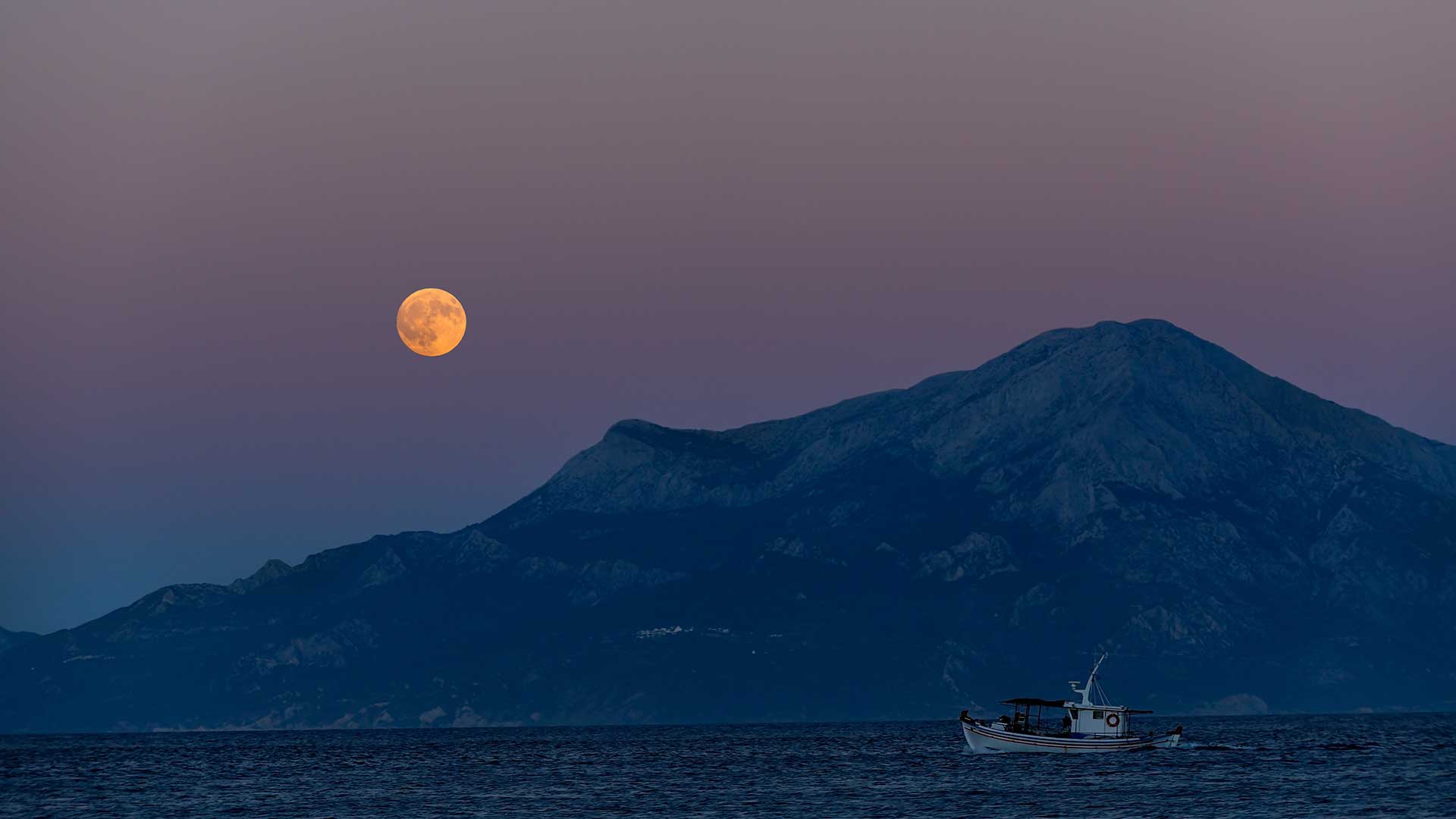 Από την Κρήτη ως τη Ρόδο, πιάνουμε κορυφή!-2