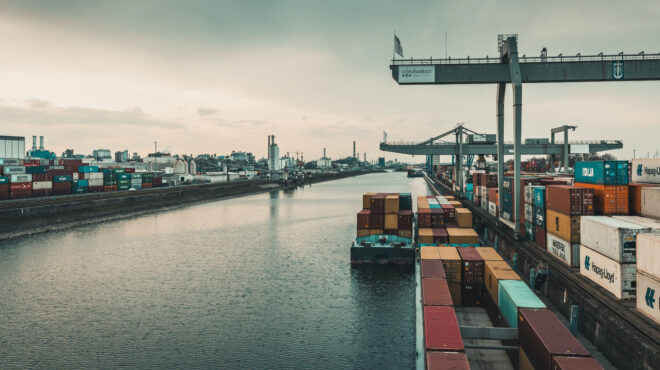 handelsblatt-στάσιμη-για-τρίτη-συνεχή-χρονιά-η-γε-563575201