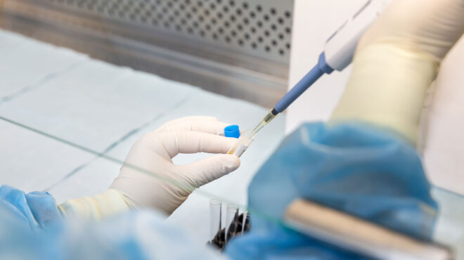 ηπα-μαζικές-απολύσεις-στην-υγεία-ερ-563543353