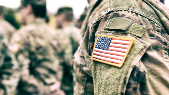 ιαπωνία-δύο-αμερικανοί-πεζοναύτες-ερ-563577997