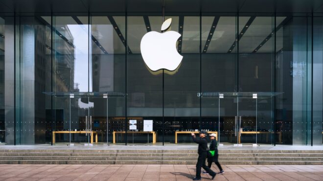 η-apple-έχασε-250-δισ-μετά-τους-δασμούς-του-τρα-563547181