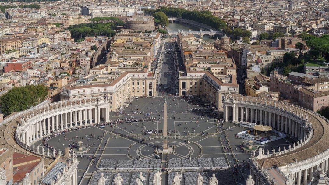 η-μάχη-για-τον-επόμενο-πάπα-563574073