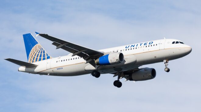 αναγκαστική-προσγείωση-αεροσκάφους-563559280