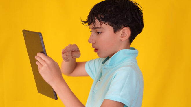 pos-tha-vgaloyme-ta-paidia-apo-tis-othones-563565409