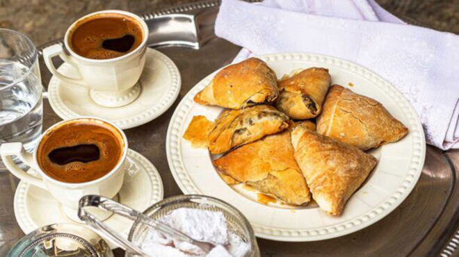 σπανακοπιτάκια-από-τη-μονή-της-ορμύλι-563567530