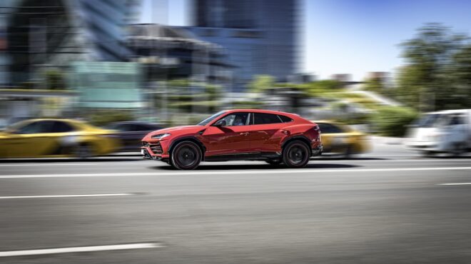 super-car-έτρεχε-με-291-χλμ-ώρα-στη-συγγρού-αναζ-563549023