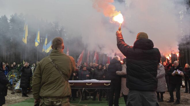 ουκρανία-το-κίεβο-ανέκτησε-909-σορούς-ου-563572600