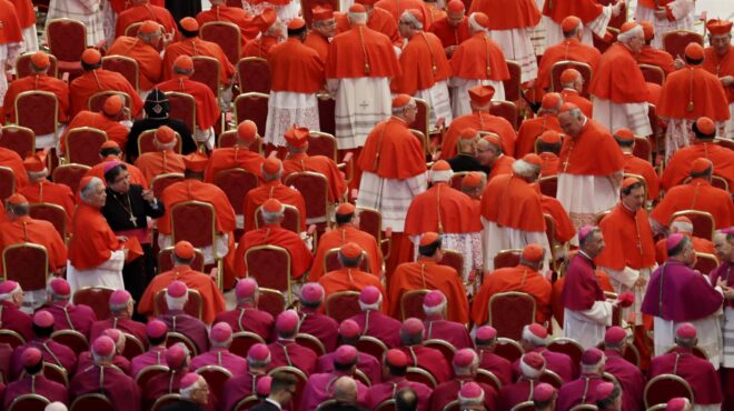 πάπας-φραγκίσκος-το-κονκλάβιο-των-καρ-563575168