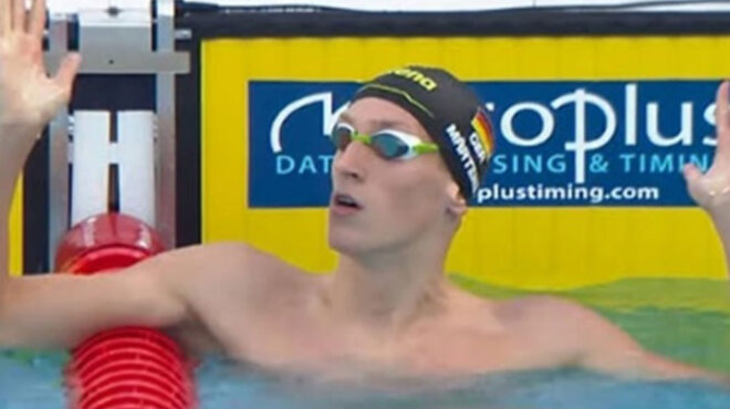 ιστορικό-παγκόσμιο-ρεκόρ-ο-μέρτενς-στ-563562472