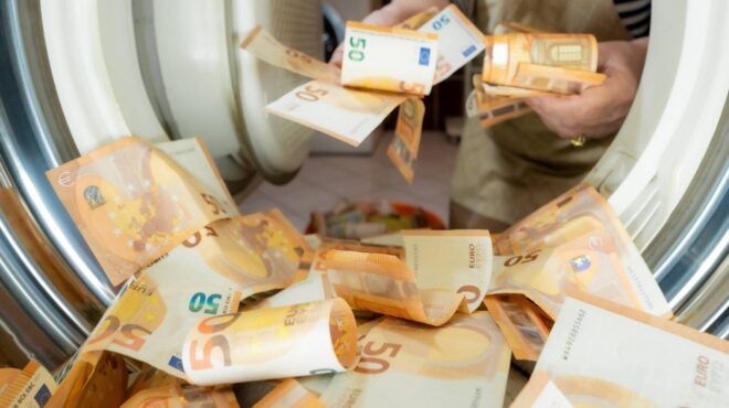 κύκλωμα-βαλκάνιων-χρέωσε-το-δημόσι-563568151