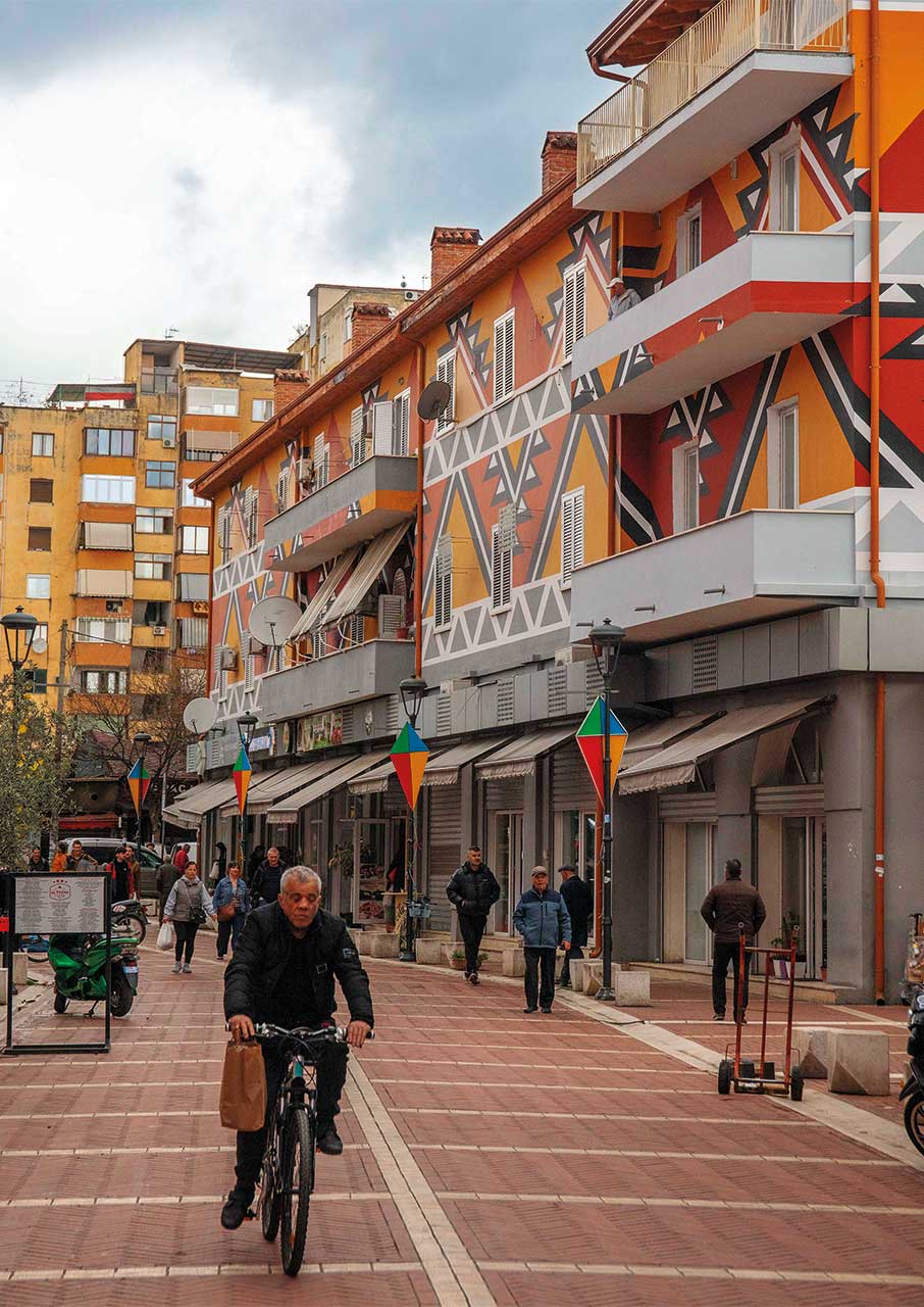 48 ώρες στα Τίρανα, τη βαλκανική πρωτεύουσα που συνεχώς αλλάζει-8